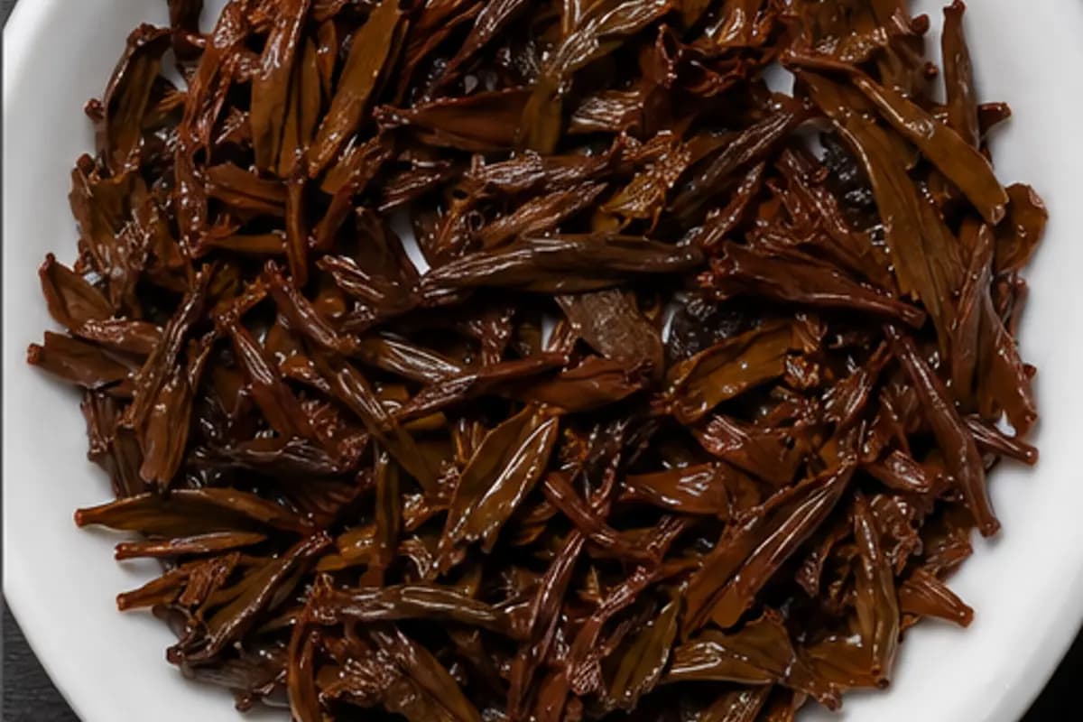 Uniform copper-brown infused leaf of commercial grade black tea